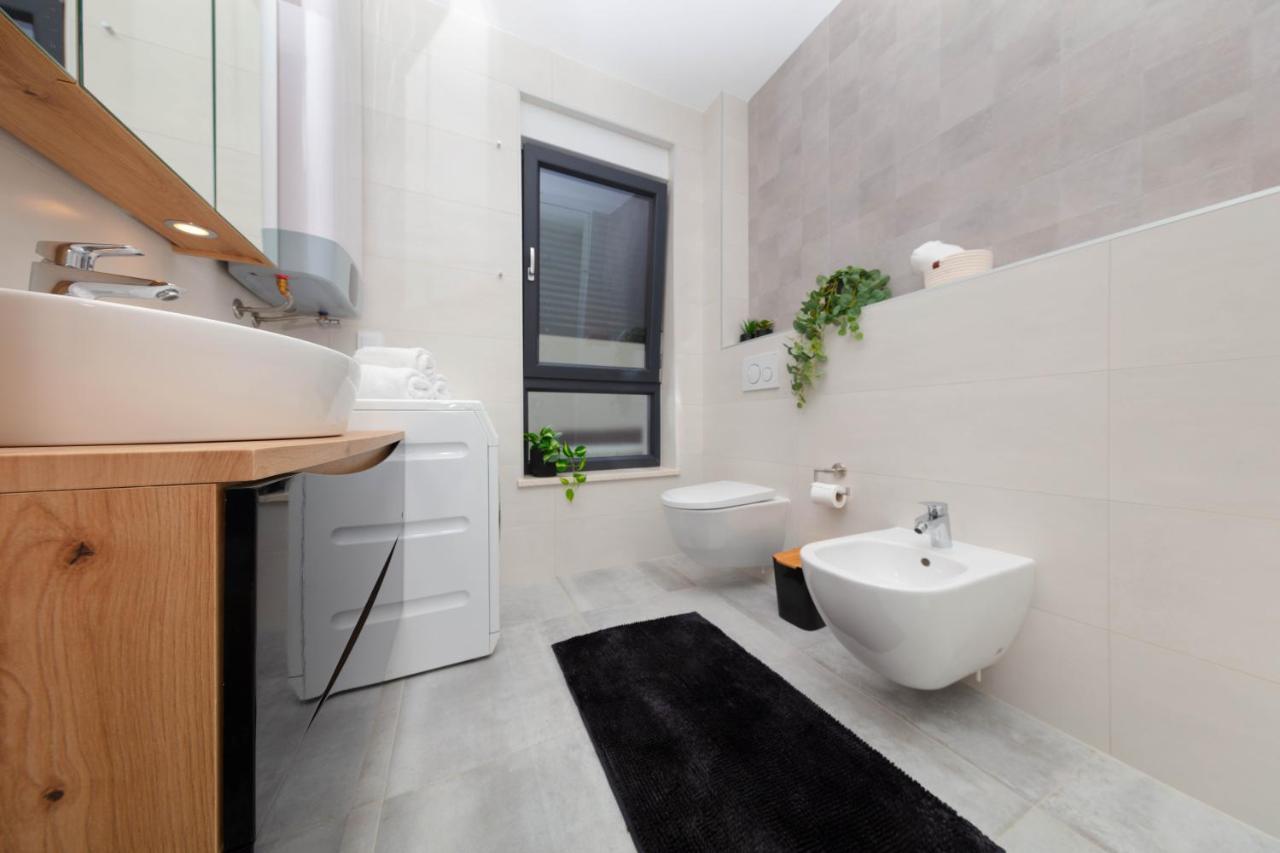 Oranz Apartment Banjole